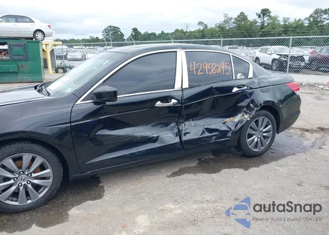 2011 Honda Accord 3.5 Ex-L z USA, uszkodzony, nr VIN 1HGCP3F89BA002416